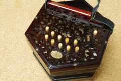 14431-LachenaL-two-row-Anglo-13