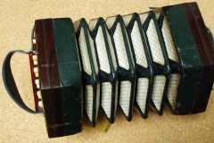 14431-LachenaL-two-row-Anglo-2